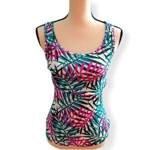 Colorful Palm Leaf Tank